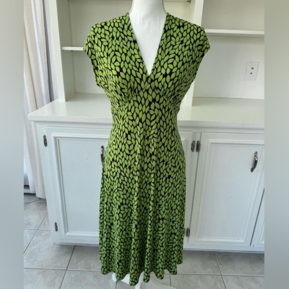 London Times Green Leaf Dress - Picture 1 of 11